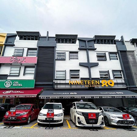 Cel Hotel Skudai Exterior photo