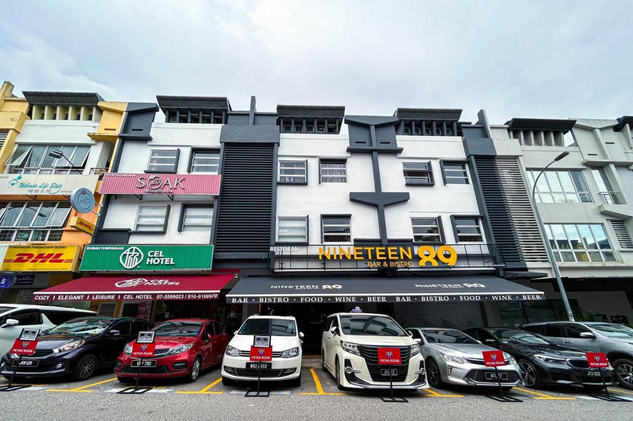 Cel Hotel Skudai Exterior photo